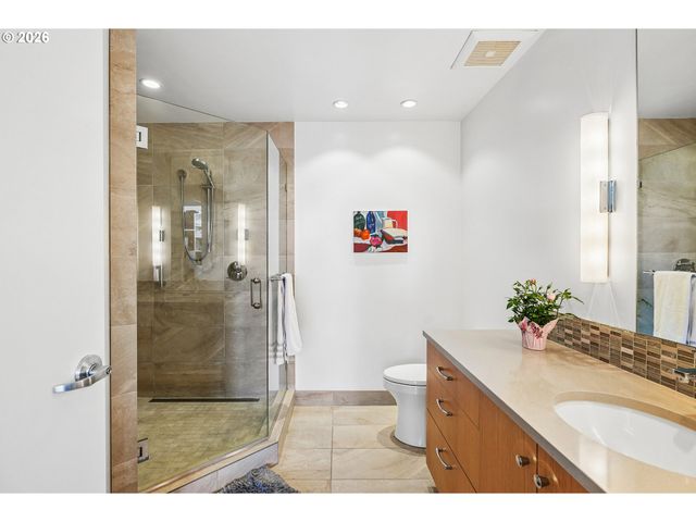 333 Nw 9TH Ave 1307, Portland, OR 97209