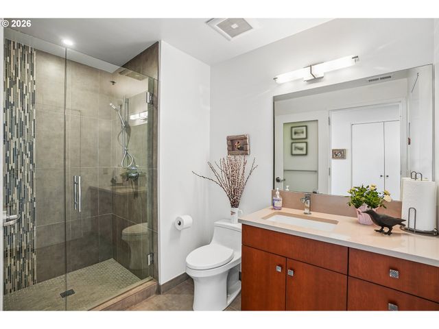 333 Nw 9TH Ave 1307, Portland, OR 97209