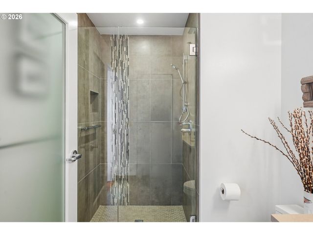 333 Nw 9TH Ave 1307, Portland, OR 97209