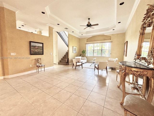 1141 Waterside Ln, Hollywood, FL 33019