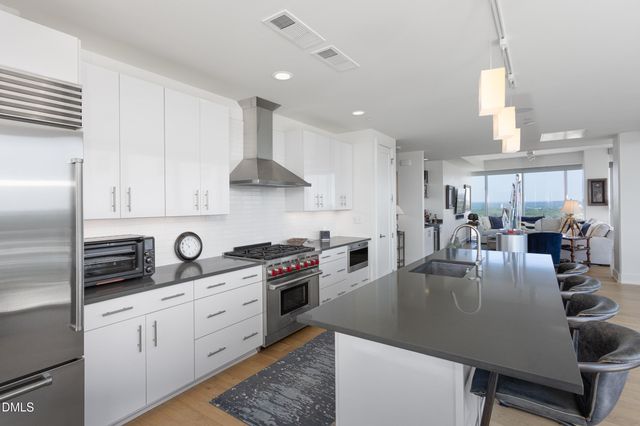 110 N Corcoran Street 2301, Durham, NC 27701