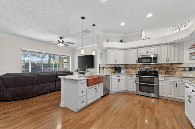 3522 FOX SQUIRREL LANE, Valrico, FL 33596