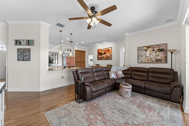 3522 FOX SQUIRREL LANE, Valrico, FL 33596