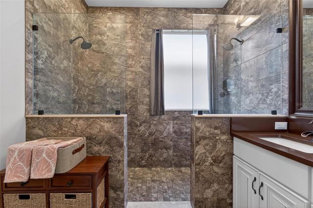 3522 FOX SQUIRREL LANE, Valrico, FL 33596