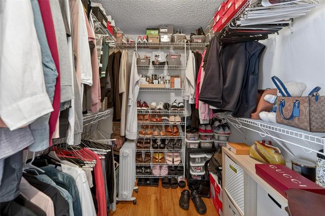 3522 FOX SQUIRREL LANE, Valrico, FL 33596