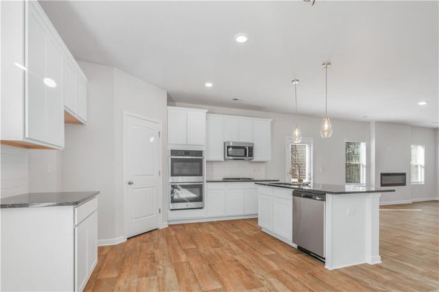 152 Orwell Drive, Social Circle, GA 30025