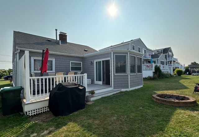 64 Everson Rd 1, Marshfield, MA 02050
