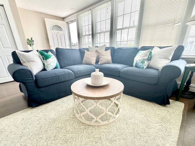 64 Everson Rd 1, Marshfield, MA 02050
