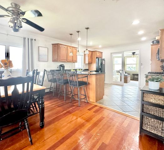64 Everson Rd 1, Marshfield, MA 02050