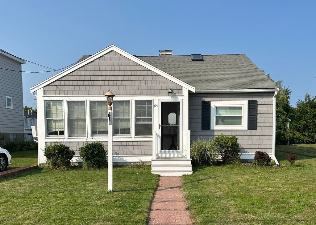 64 Everson Rd 1, Marshfield, MA 02050