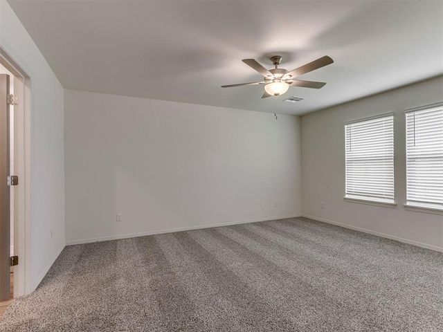 10653 SW 18th Street, Yukon, OK 73099