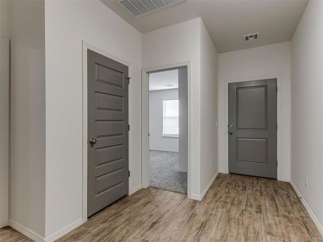 10653 SW 18th Street, Yukon, OK 73099