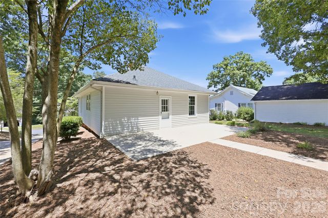 812 N 4th Street, Albemarle, NC 28001