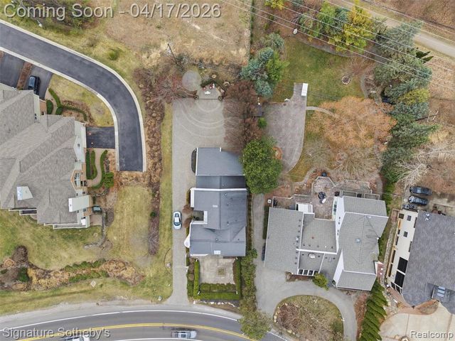 3700 Orchard Lake Road, West Bloomfield, MI 48324