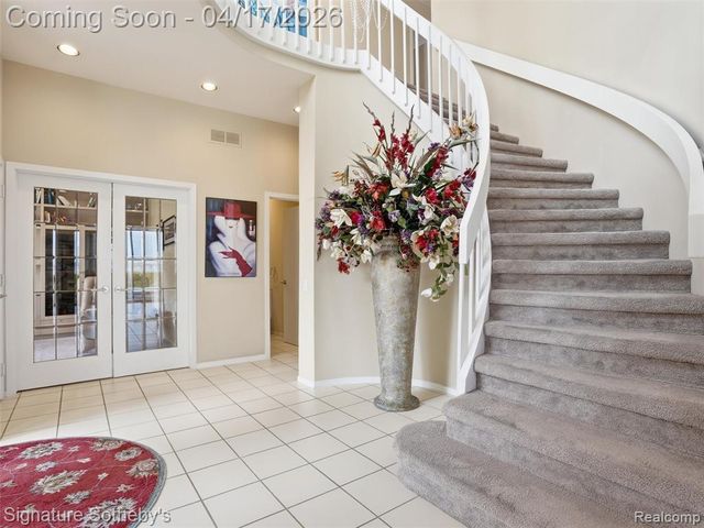 3700 Orchard Lake Road, West Bloomfield, MI 48324
