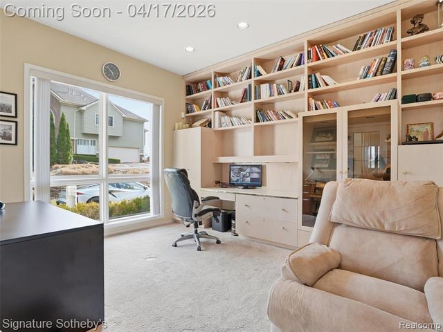 3700 Orchard Lake Road, West Bloomfield, MI 48324