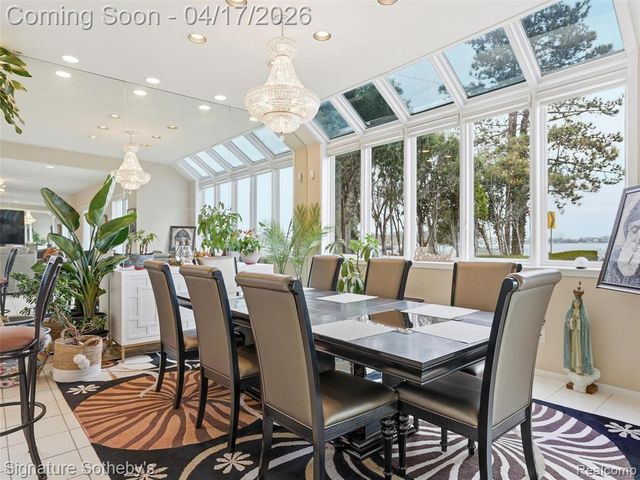 3700 Orchard Lake Road, West Bloomfield, MI 48324