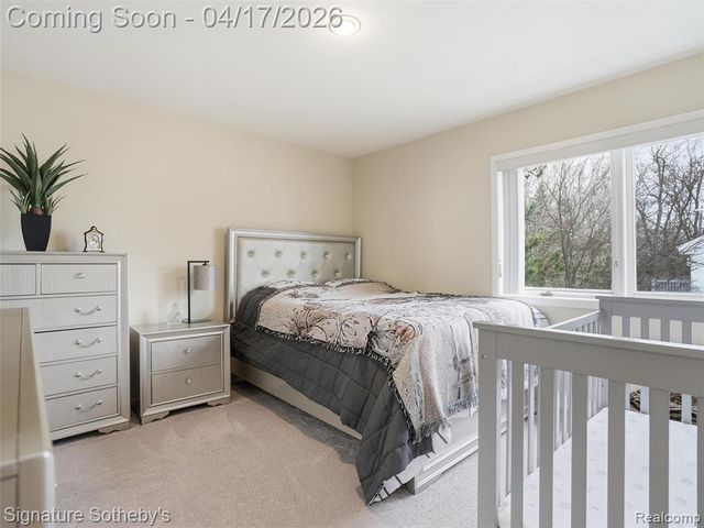 3700 Orchard Lake Road, West Bloomfield, MI 48324