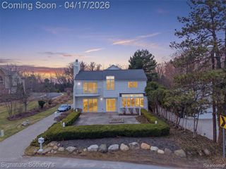 3700 Orchard Lake Road, West Bloomfield, MI 48324