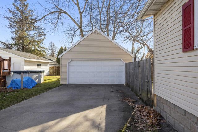 817 W PACKARD STREET, Appleton, WI 54914