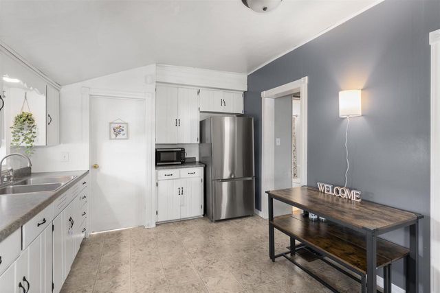 817 W PACKARD STREET, Appleton, WI 54914