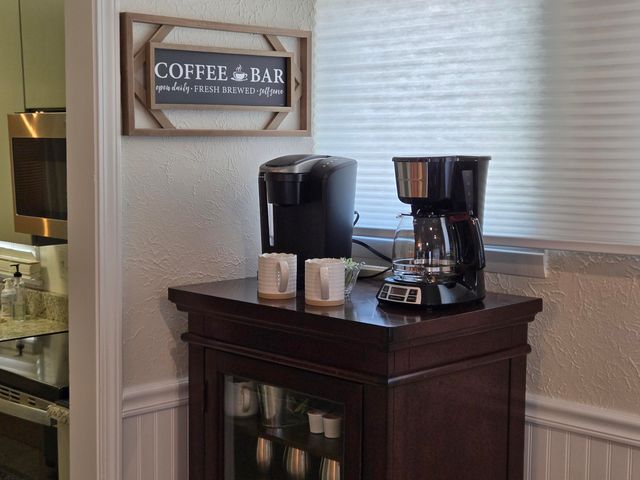 212 W College Street, Branson, MO 65616