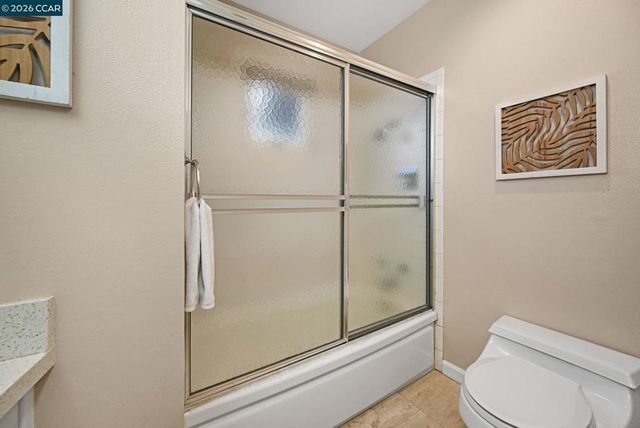 630 Larchmont Isle, Alameda, CA 94501