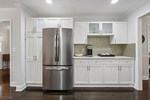 17 Cooper Ln, Long Hill Twp., NJ 07946