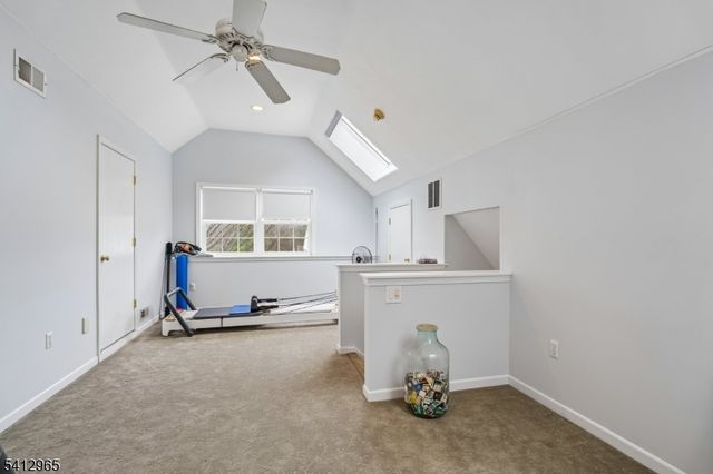 17 Cooper Ln, Long Hill Twp., NJ 07946