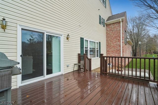 17 Cooper Ln, Long Hill Twp., NJ 07946