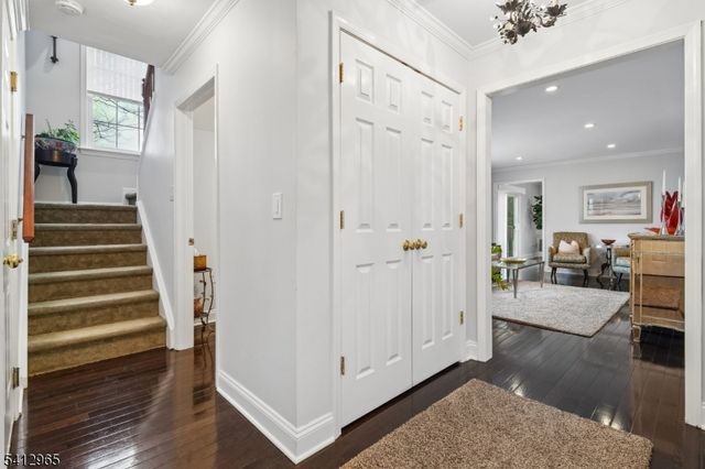 17 Cooper Ln, Long Hill Twp., NJ 07946