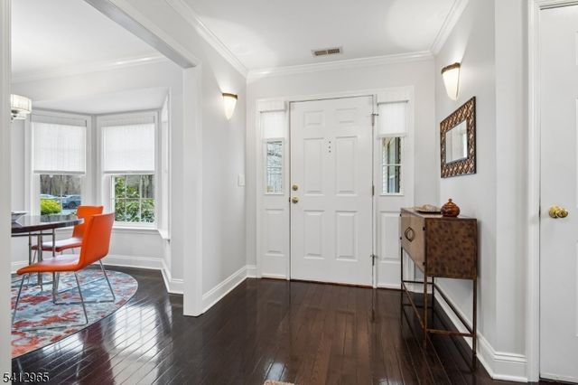 17 Cooper Ln, Long Hill Twp., NJ 07946