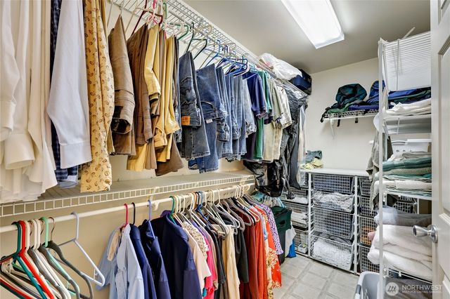2560 NE William E Sutton Road, Bremerton, WA 98311