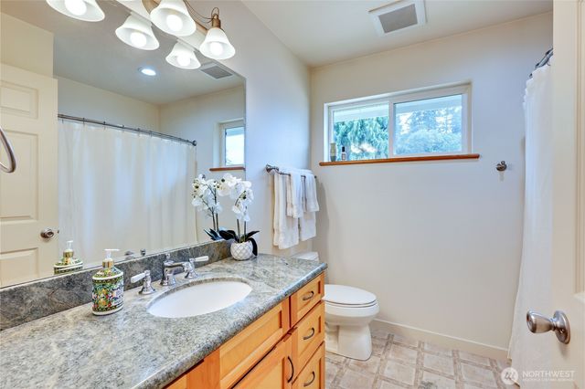 2560 NE William E Sutton Road, Bremerton, WA 98311