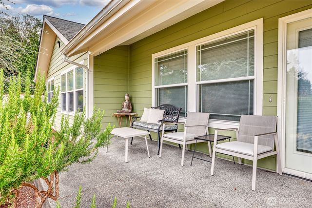 2560 NE William E Sutton Road, Bremerton, WA 98311