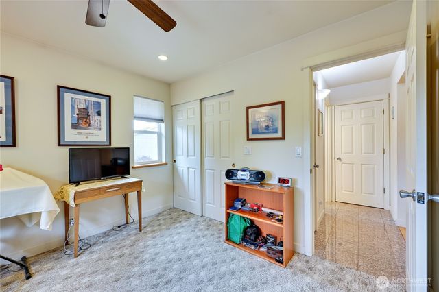2560 NE William E Sutton Road, Bremerton, WA 98311