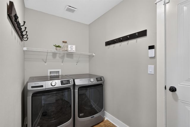7181 NE 27th Avenue, Altoona, IA 50009