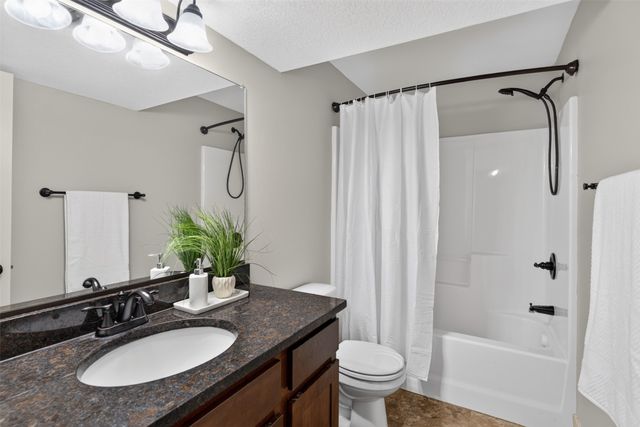 7181 NE 27th Avenue, Altoona, IA 50009
