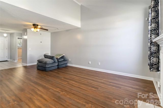 917 Poplar Forest Ridge, Clover, SC 29710