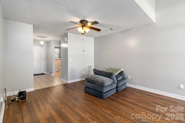 917 Poplar Forest Ridge, Clover, SC 29710