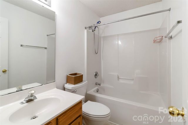 917 Poplar Forest Ridge, Clover, SC 29710