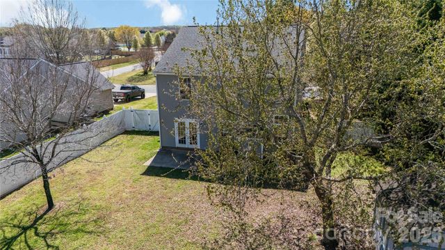 917 Poplar Forest Ridge, Clover, SC 29710