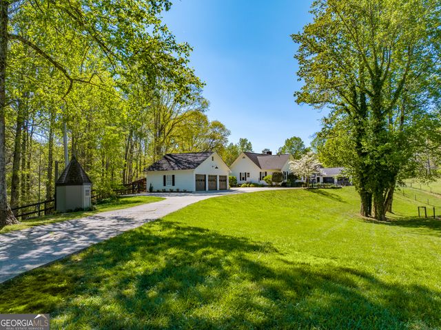 5855 Tony Peck Road, Murrayville, GA 30564