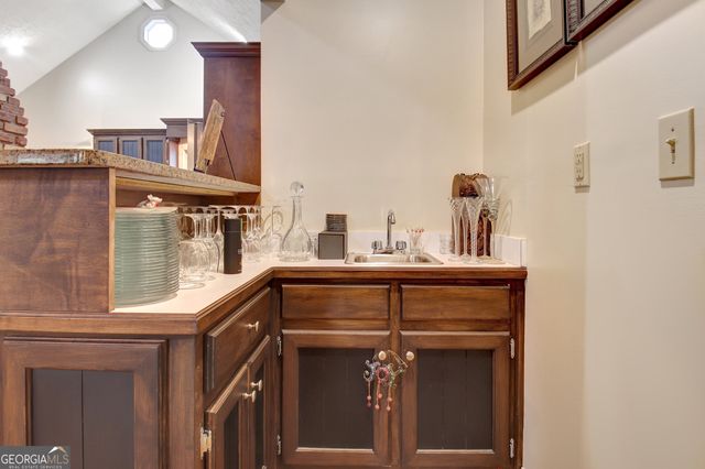 5855 Tony Peck Road, Murrayville, GA 30564
