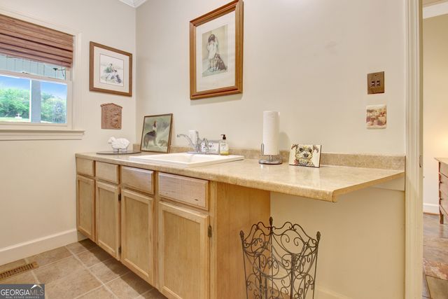 5855 Tony Peck Road, Murrayville, GA 30564