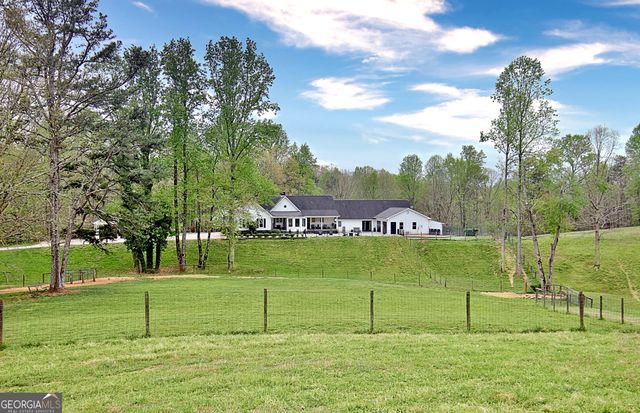 5855 Tony Peck Road, Murrayville, GA 30564