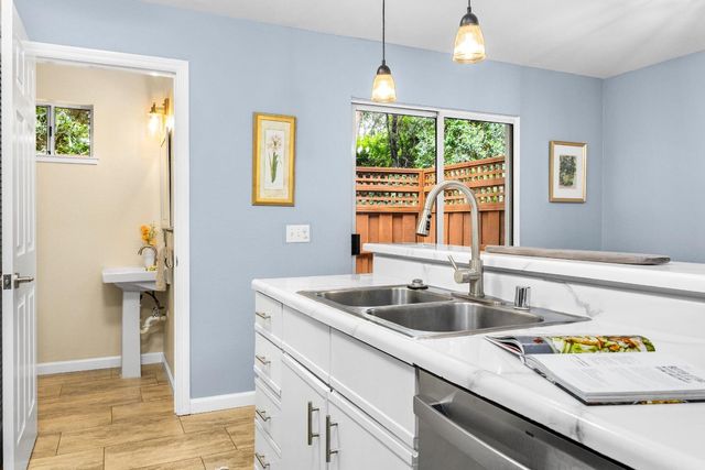 1644 Ocean Street, Santa Cruz, CA 95060