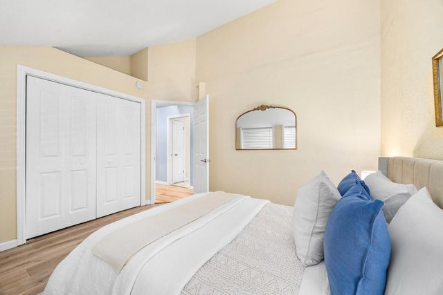 1644 Ocean Street, Santa Cruz, CA 95060