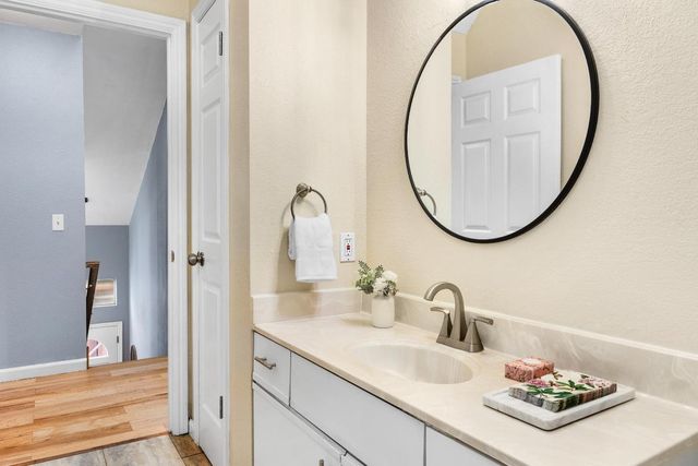 1644 Ocean Street, Santa Cruz, CA 95060
