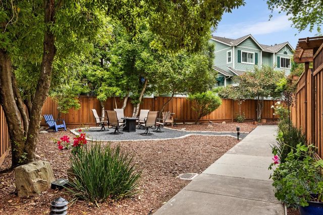 1644 Ocean Street, Santa Cruz, CA 95060